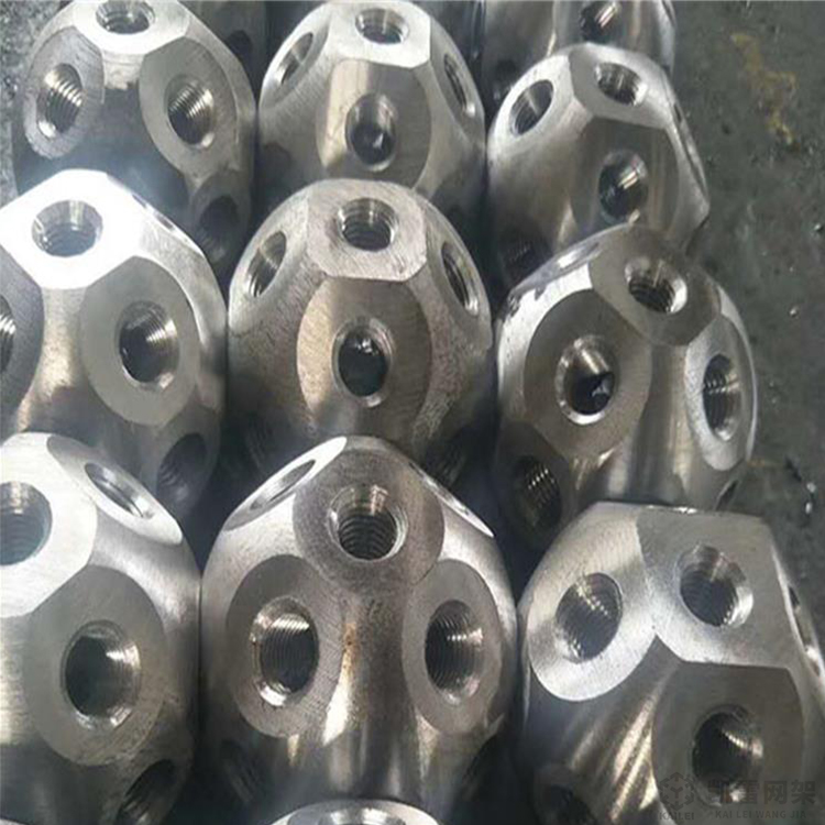 抚顺螺栓球网架加工安装方法