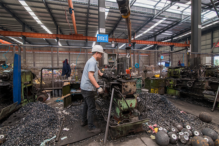 抚顺网架配件-螺栓球加工车间